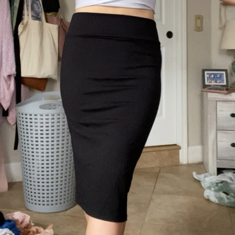 Work skirt, below the knee